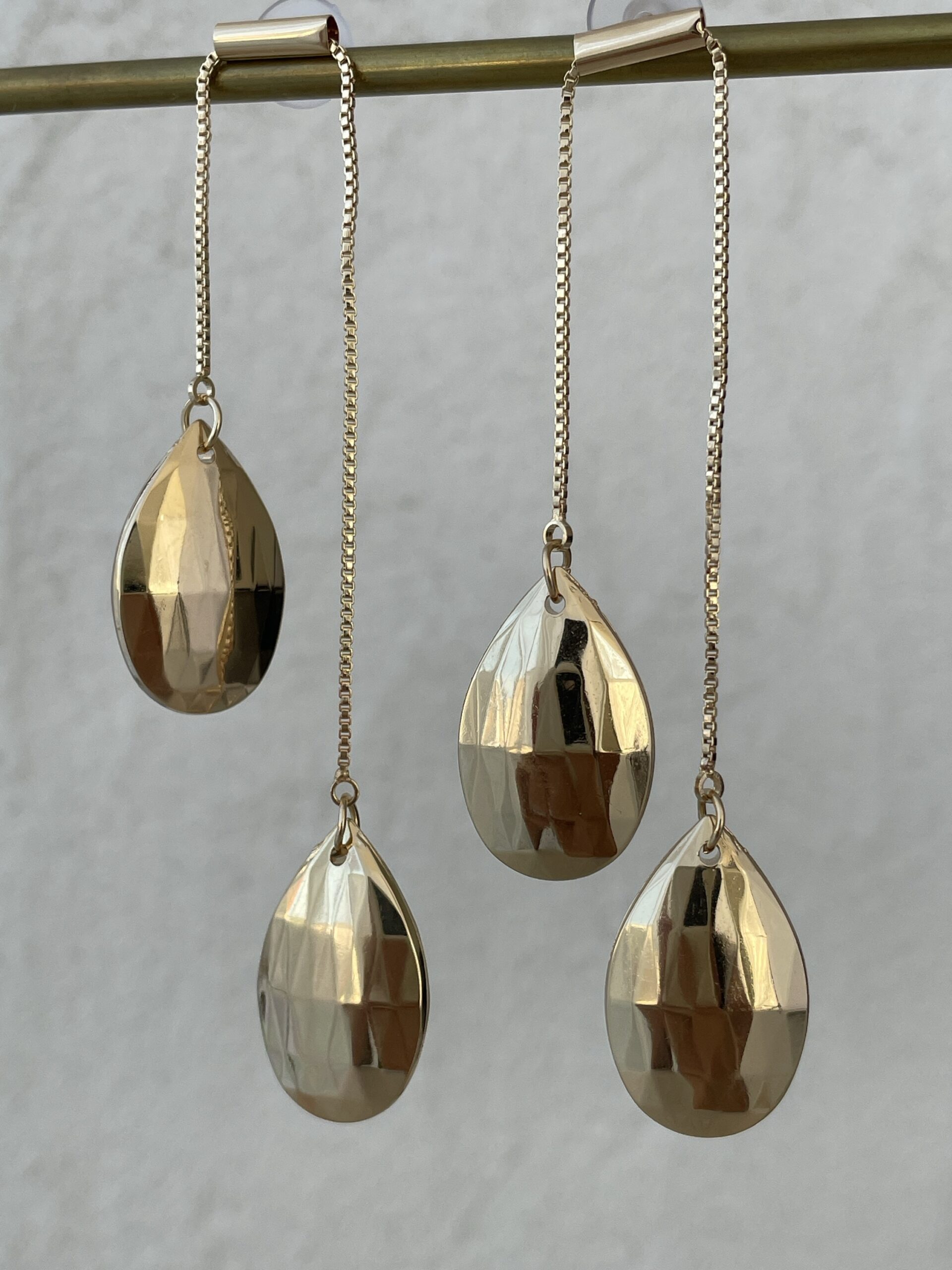 img_3630 Özel Seri Sallantılı Disko Topu Yaprak Tasarım Gold Küpe