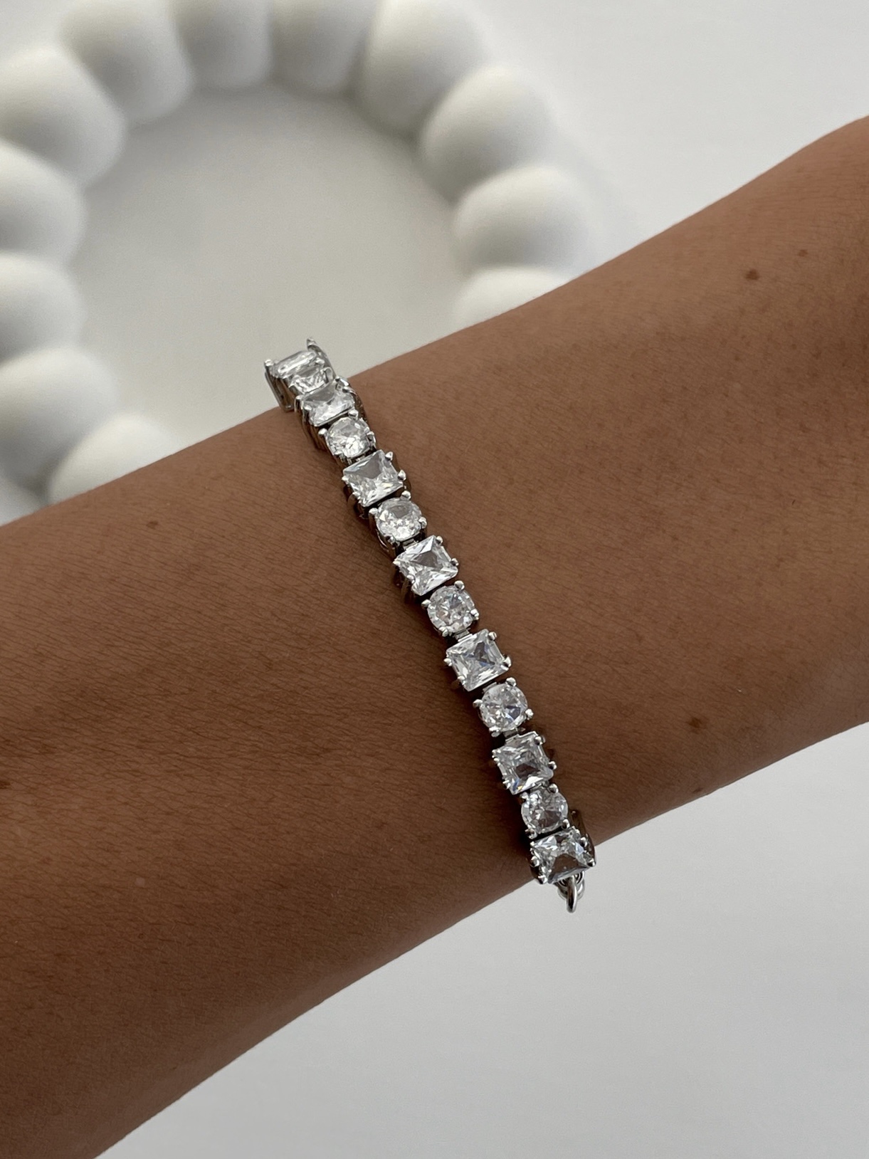 img_4187 Özel Seri Yuvarlak & Kare Zirkon Taşlı Gümüş Shiny Bileklik