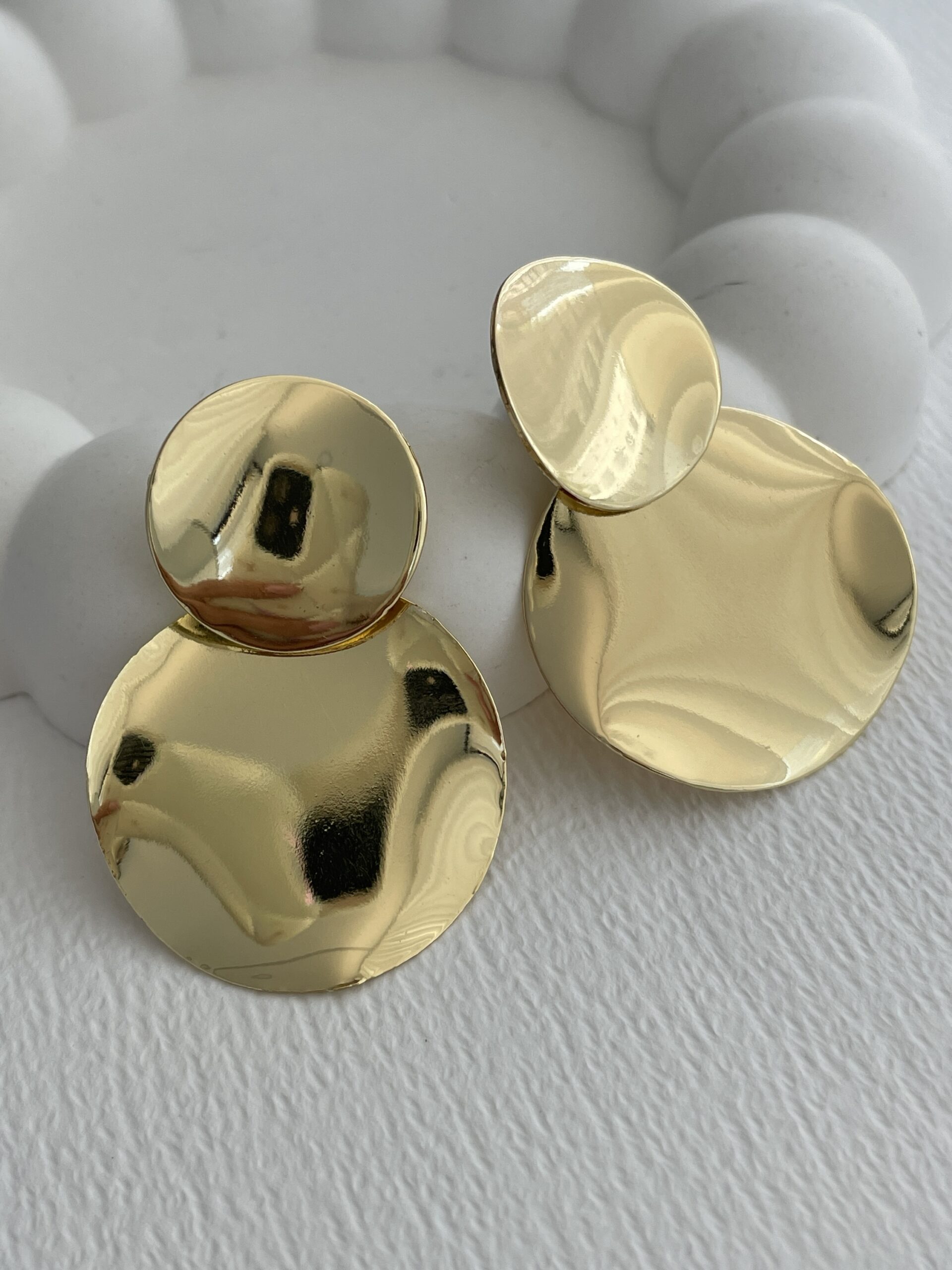 img_4360 Özel Seri İkili Yuvarlak Plaka Gold Küpe