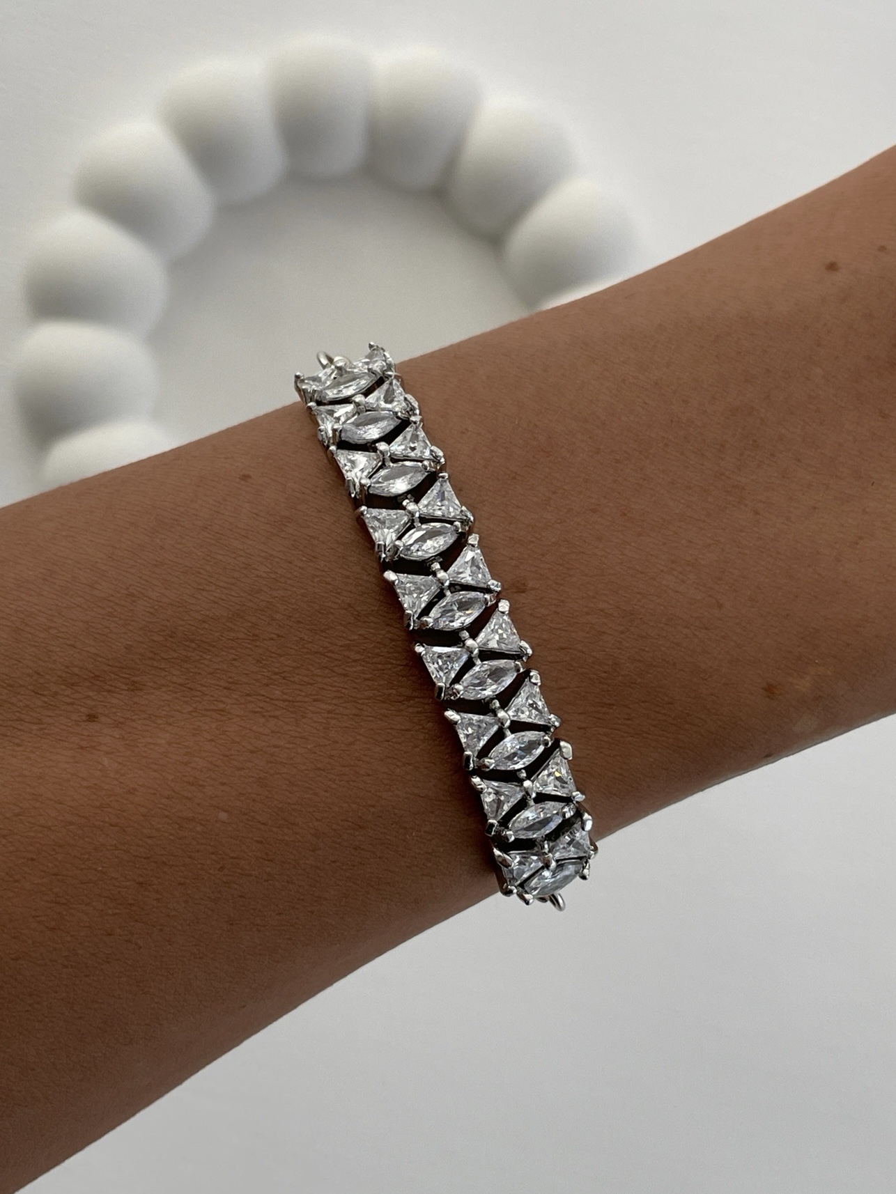 img_4479 Özel Seri Zirkon Taşlı Mozaik Tasarım Gümüş Shiny Bileklik