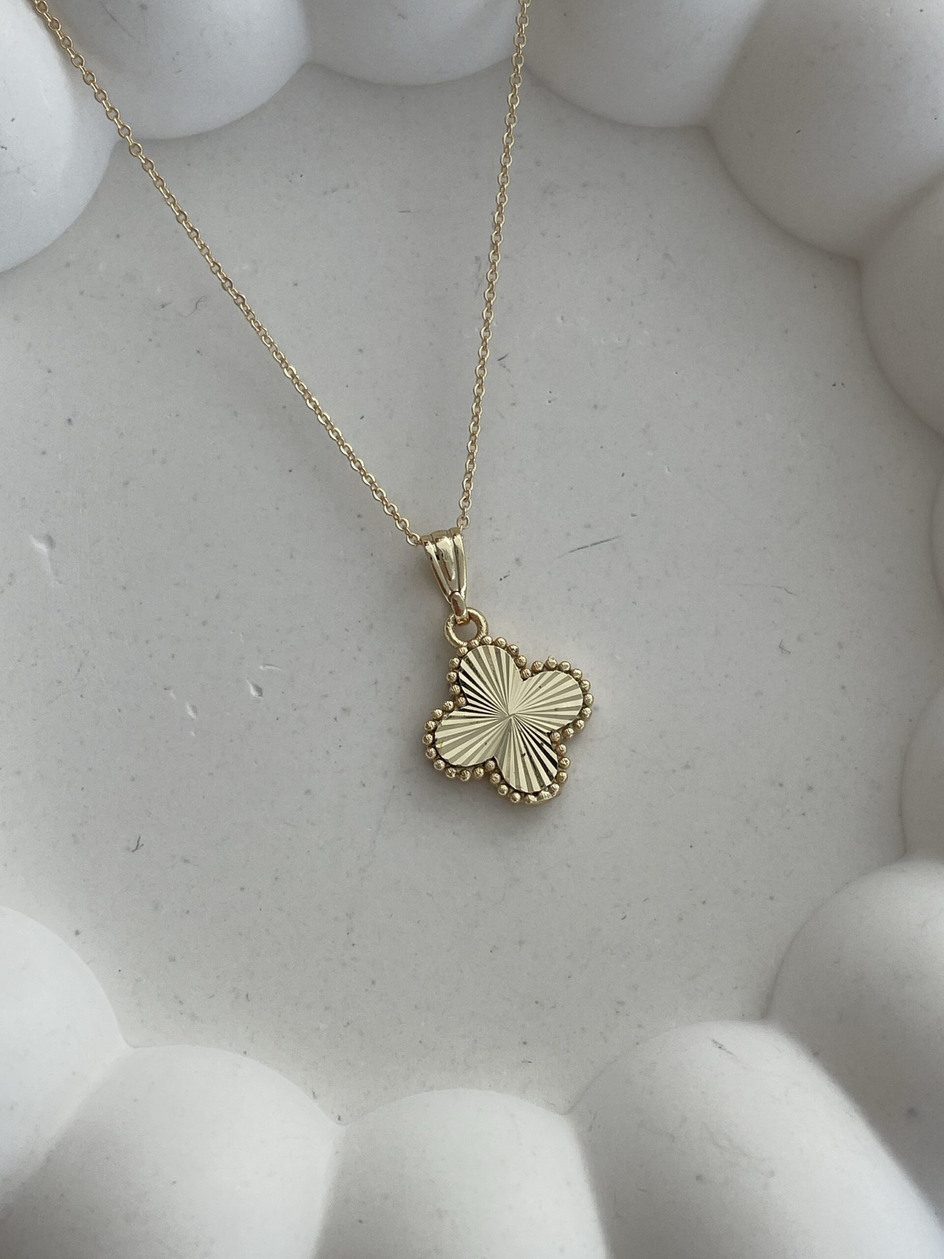 img_5234 Özel Seri Tekli Yonca Tasarım Gold Kolye