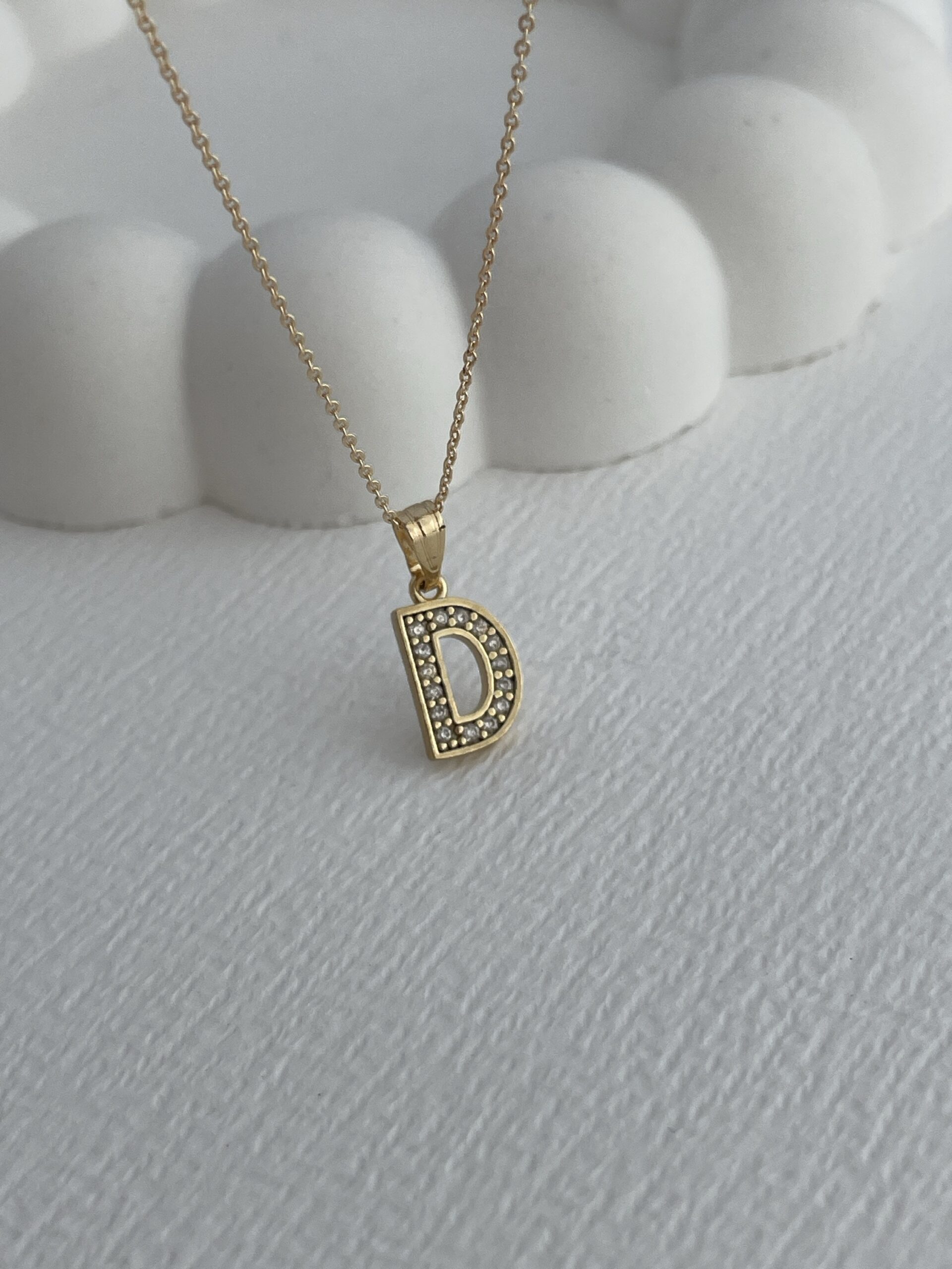 img_5288 Özel Seri Zirkon Taşlı D Harf Minimal Gold Kolye