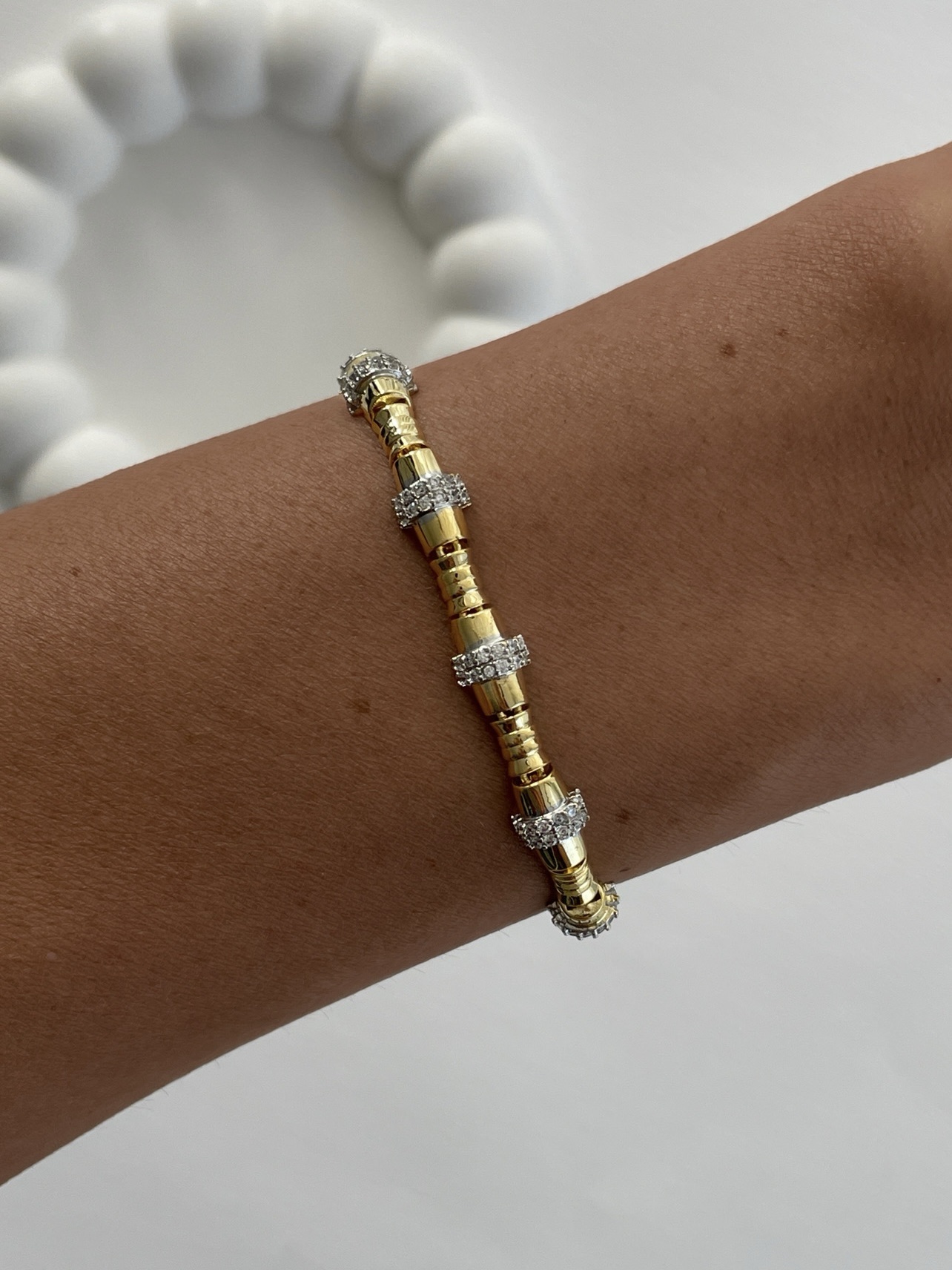 img_5496-1 Özel Seri Zirkon Taşlı Çubuk Tasarım Gold Serenay Bileklik