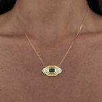 Özel Seri Zirkon & Lacivert Taşlı Marka Model Serenay Gold Kolye