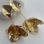 Özel Seri ZR Model Soyut Tasarım Gold Çiçek Küpe