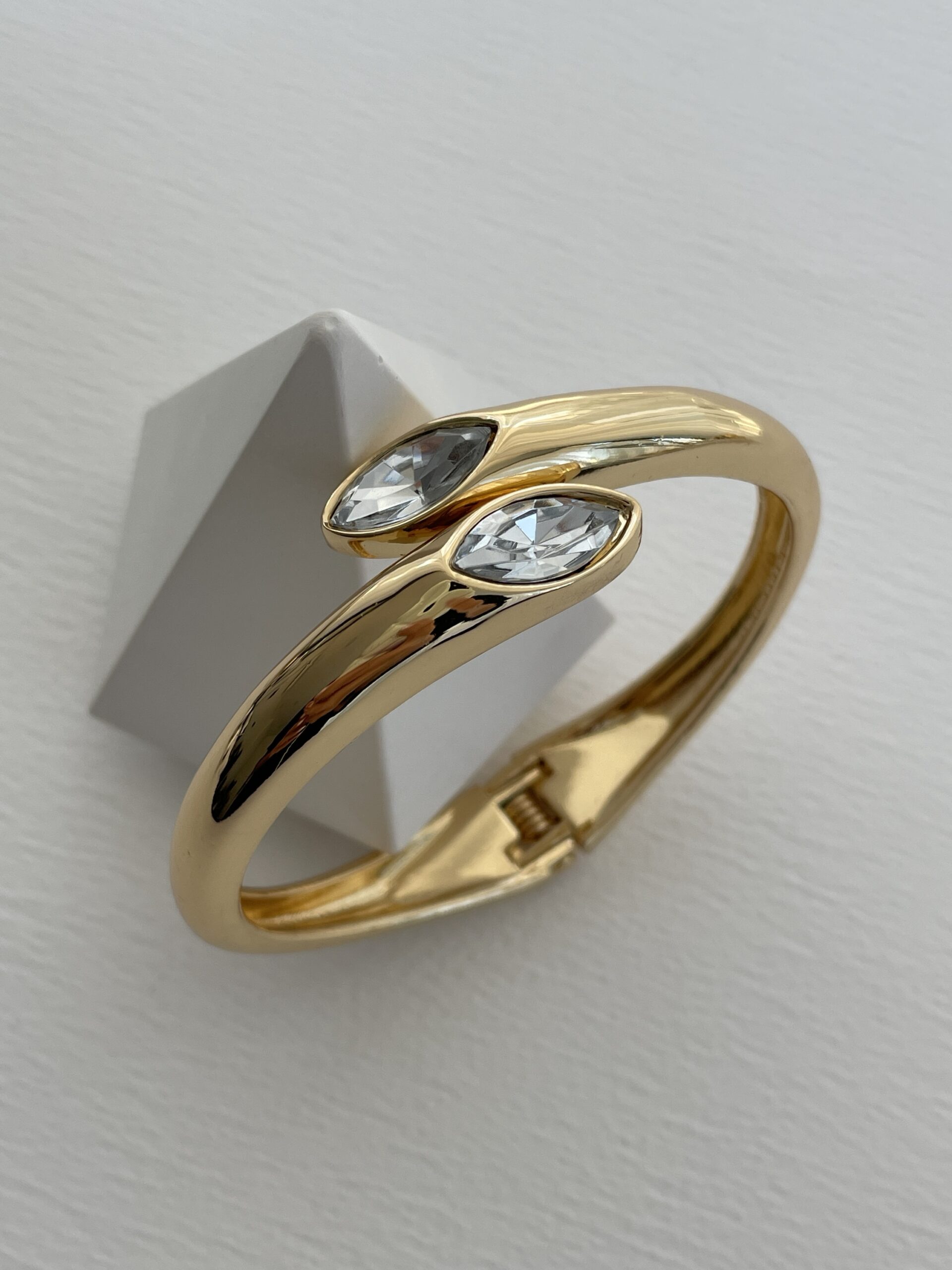 img_0580 Özel Seri Gold Geometrik Tasarım Kelepçe Bileklik