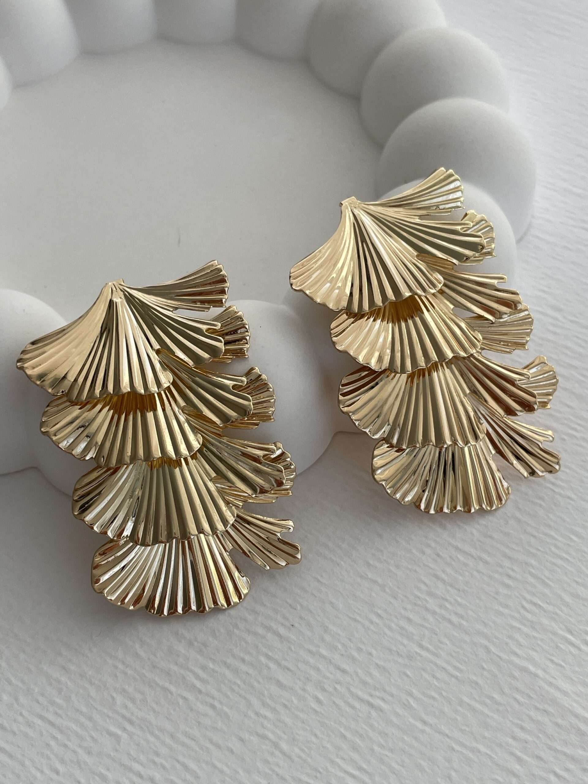 img_2058 Özel Seri Dörtlü Yaprak Tasarım Gold Küpe