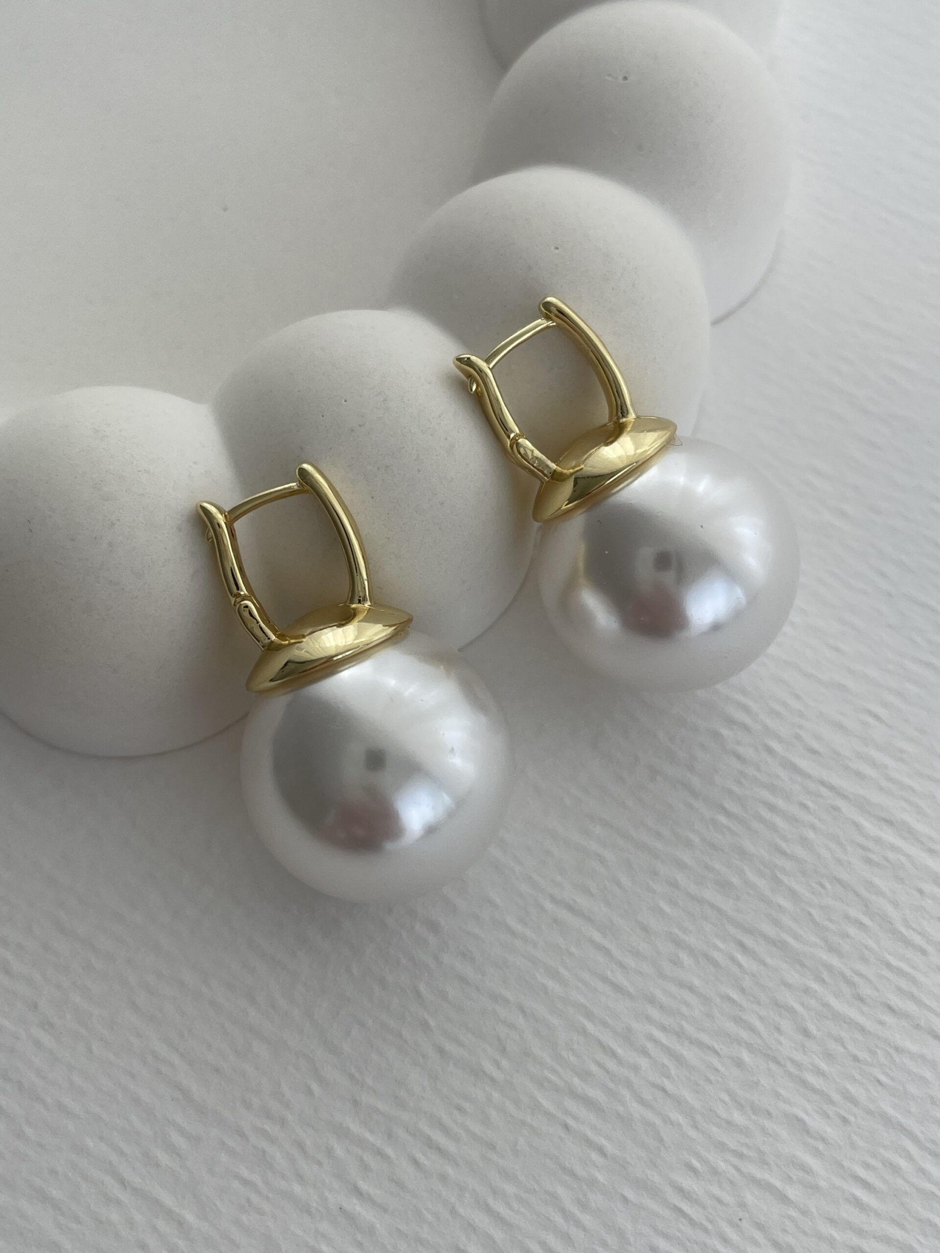 img_8714 Özel Seri Orta Boy Gold İnci Küpe