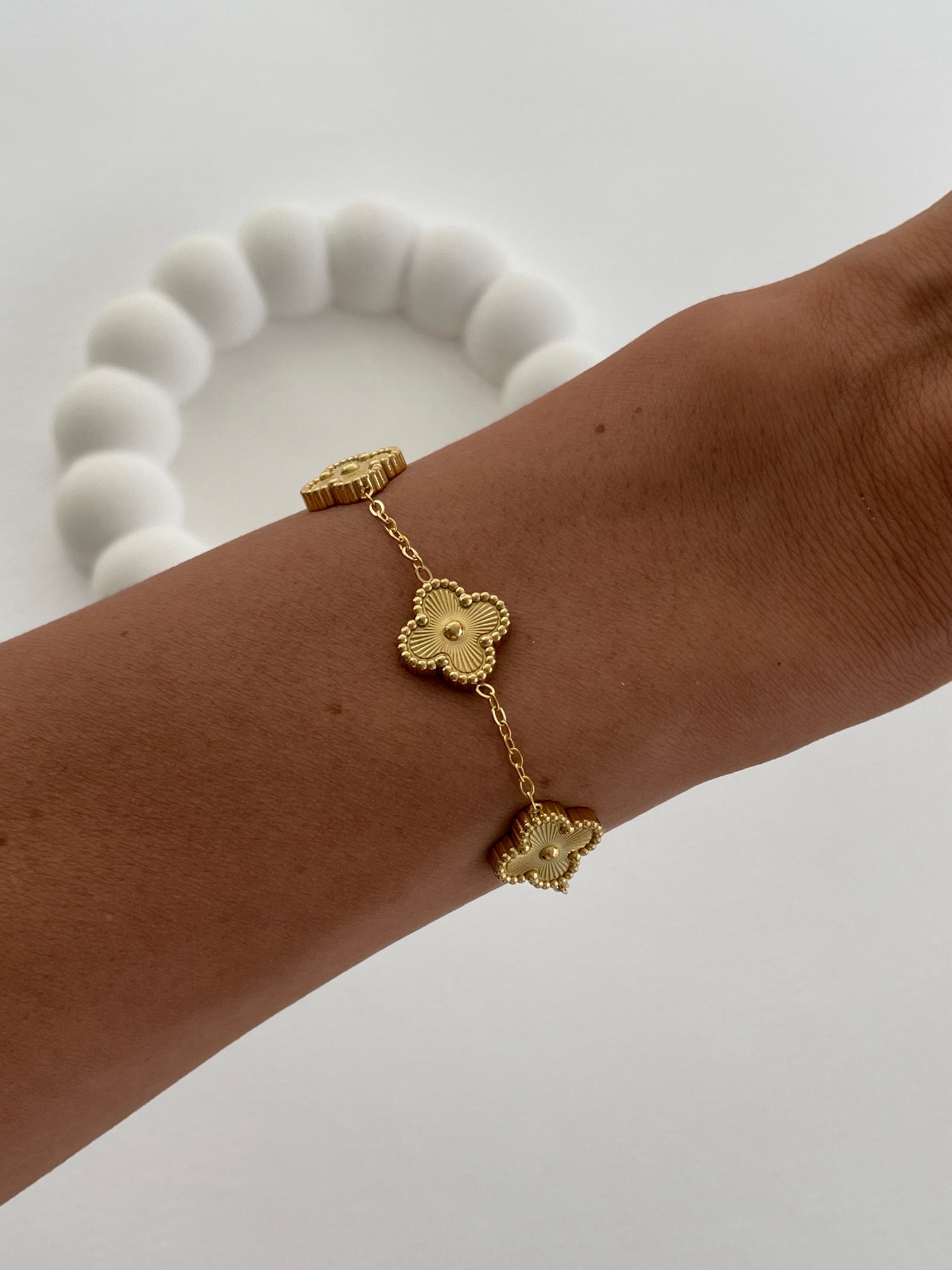 img_9581 Çelik Beşli Yonca Tasarım Çift Taraflı Gold Bileklik