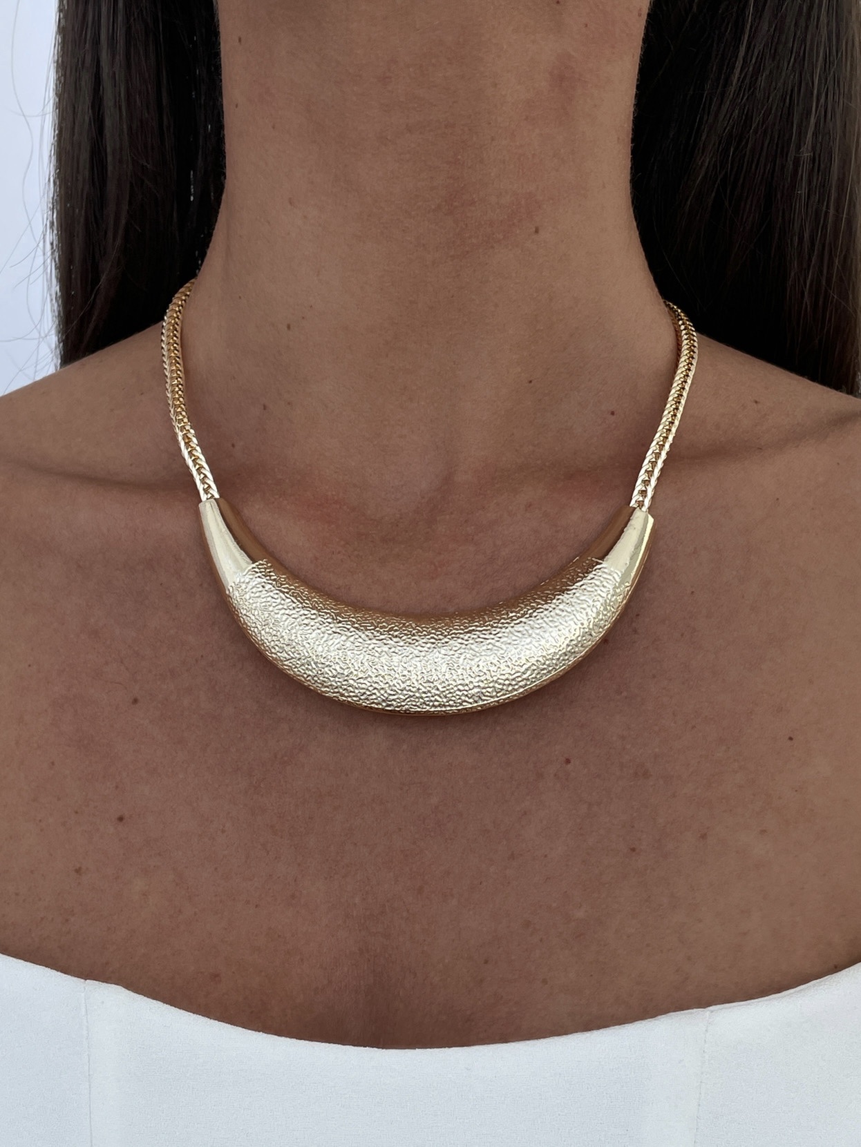 img_4225-1 Özel Seri Amon Geometrik Tasarım Desenli Gold Choker Kolye