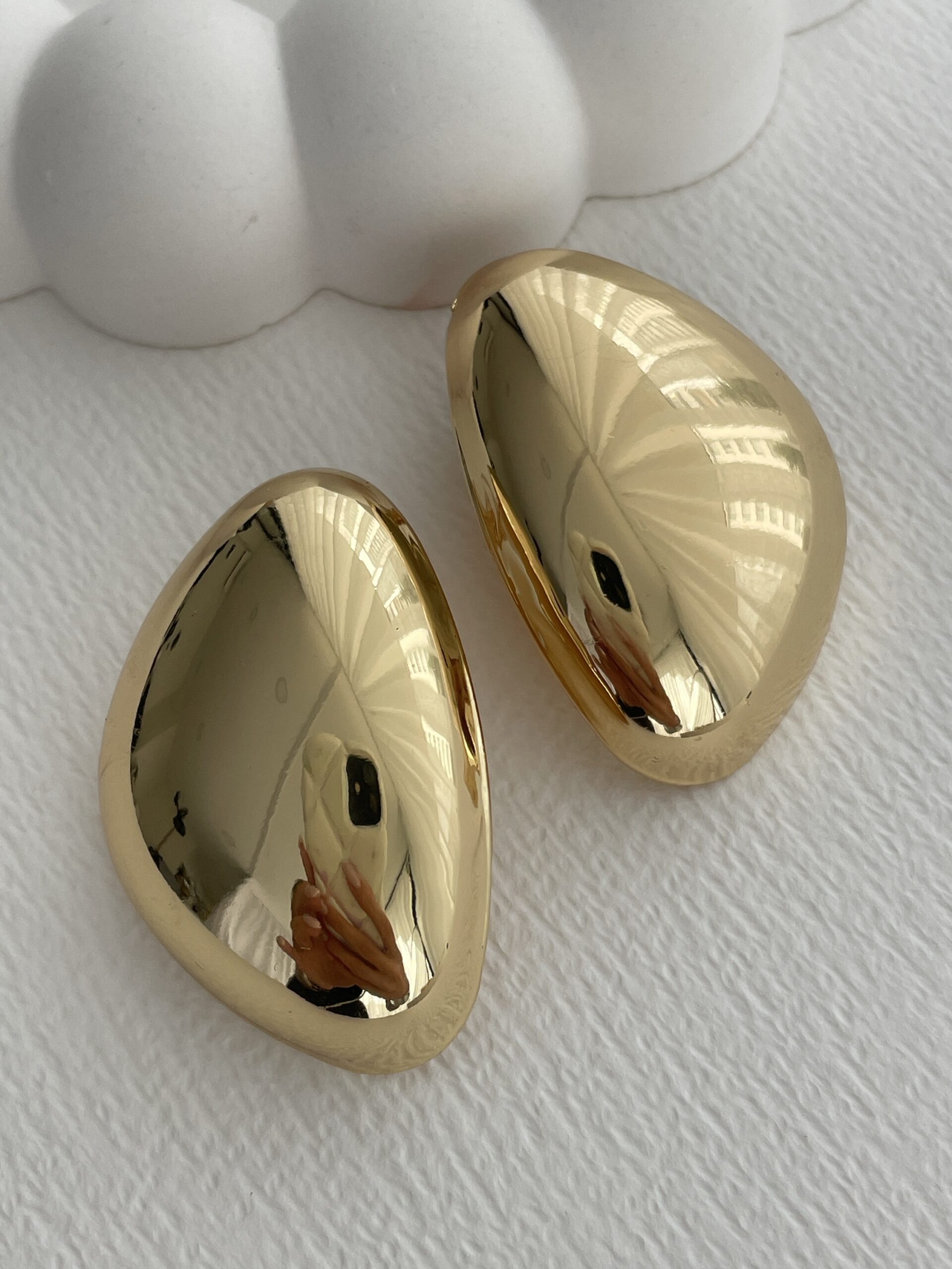 img_6053 Özel Seri Asimetrik Kıvrım Gold Büyük Küpe