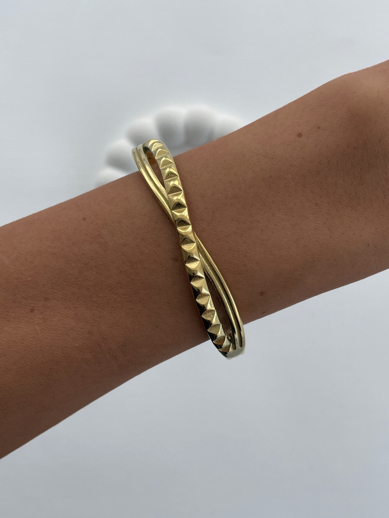 img_7289-1 Çelik Geometrik X Tasarım Kelepçe Gold Bileklik