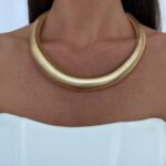 Özel Seri Büyük Tırtıklı Marka Model Gold Choker Kolye