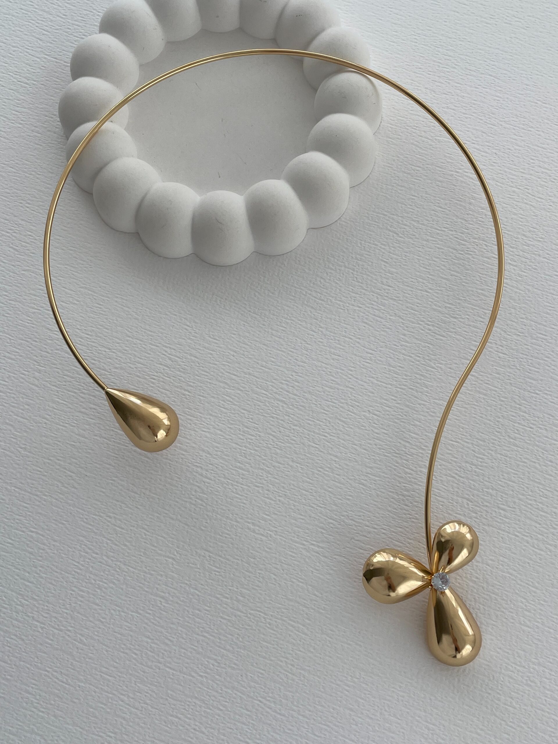 IMG_8410.jpg Özel Seri Choker Gold Çiçek Kolye