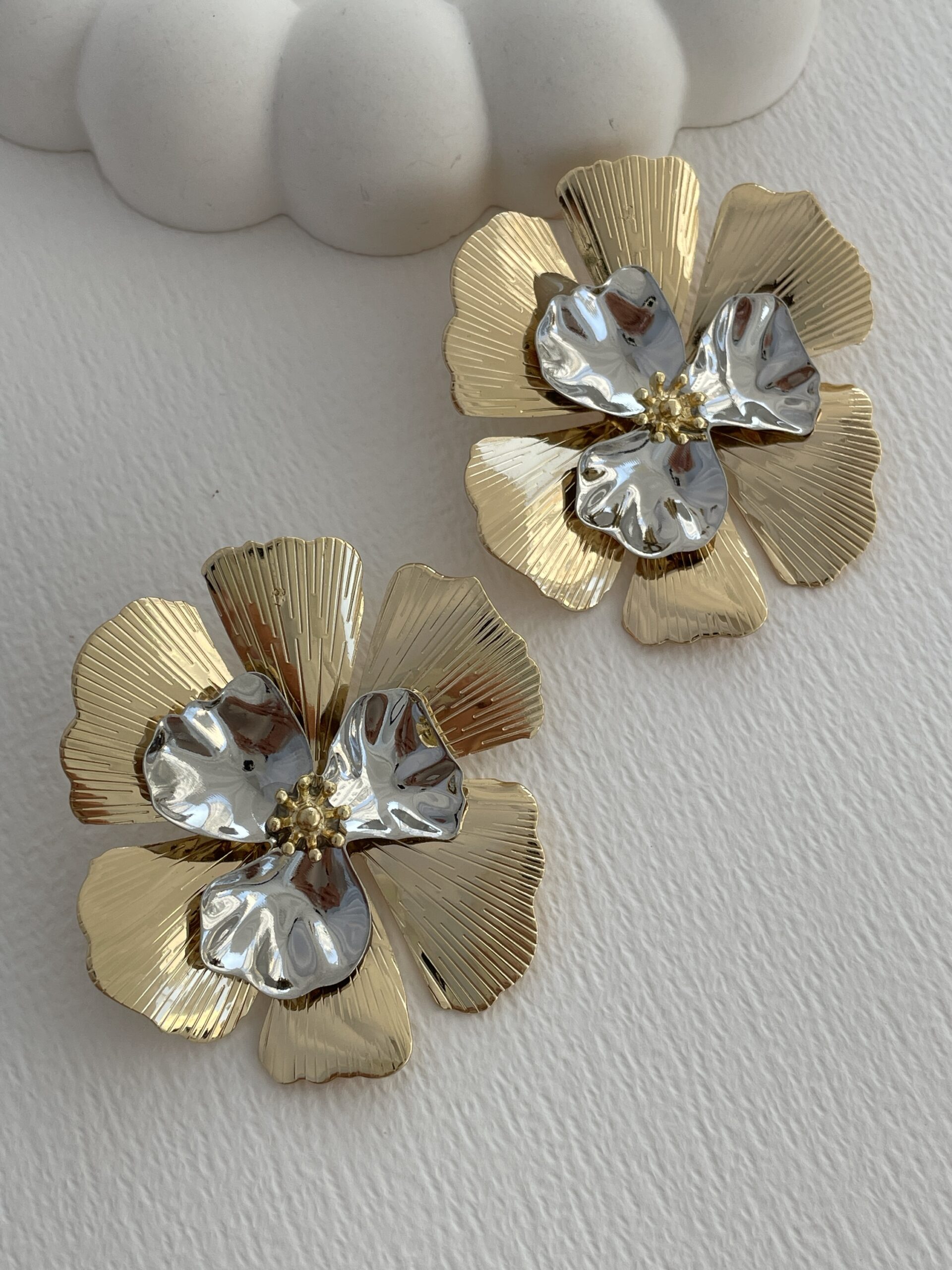 img_0973 Özel Seri Gold&Gümüş Çiçek Tasarım Küpe