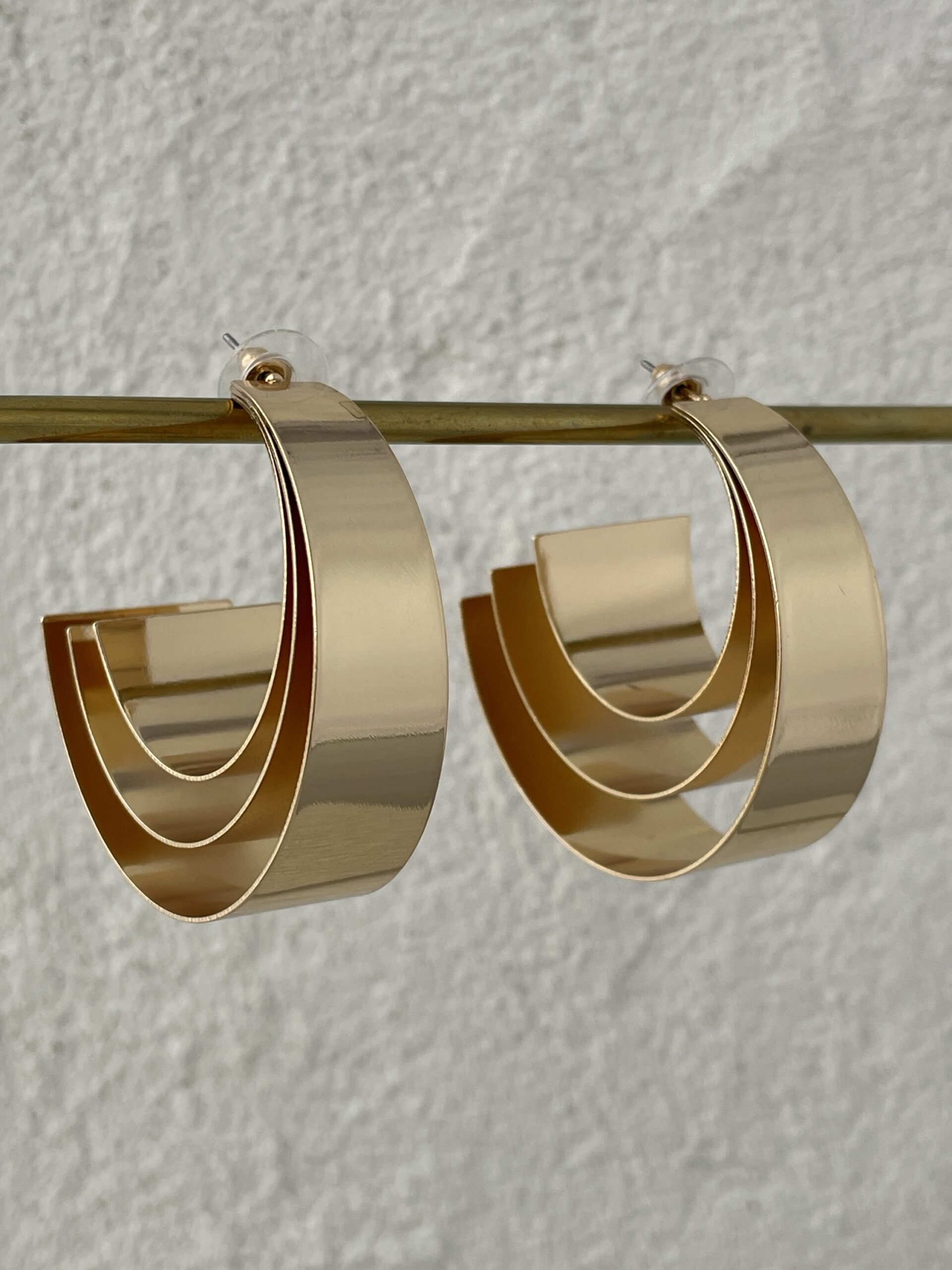 img_1106 Özel Seri Marka Model Üçlü Plaka Maksi Boy Gold Küpe