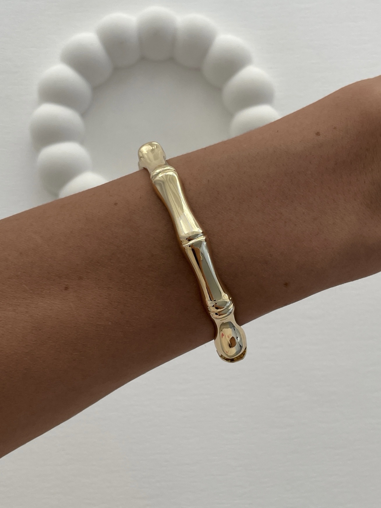 img_3382 Özel Seri Kemik Tasarım İnce Gold Kelepçe Bileklik