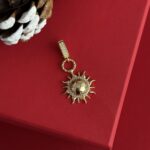 NS-Zirkon Taşlı Güneş Model Gold Charm Uç