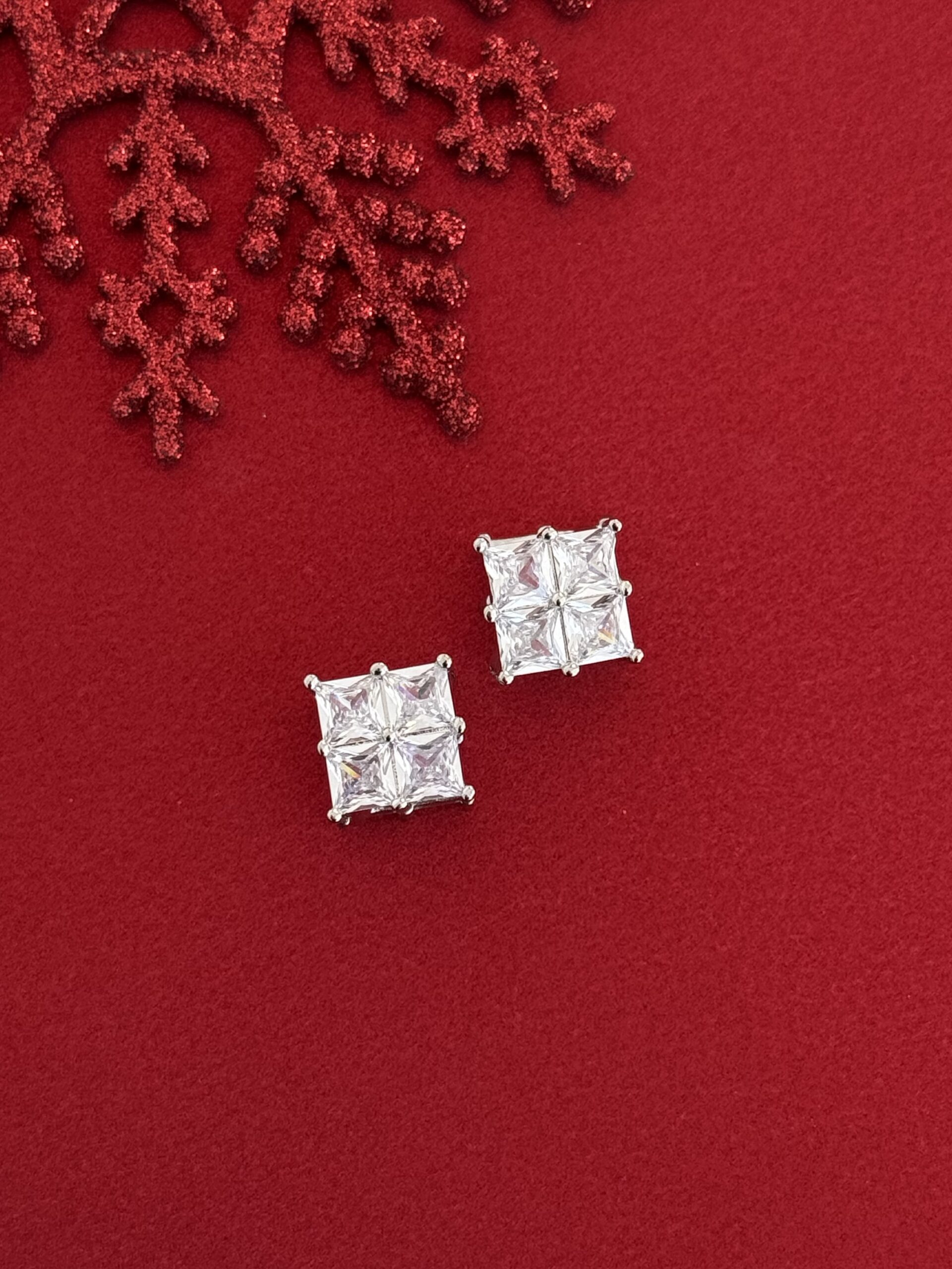 img_4558 NS-Kare Tasarım Dört Taş Gümüş Küpe