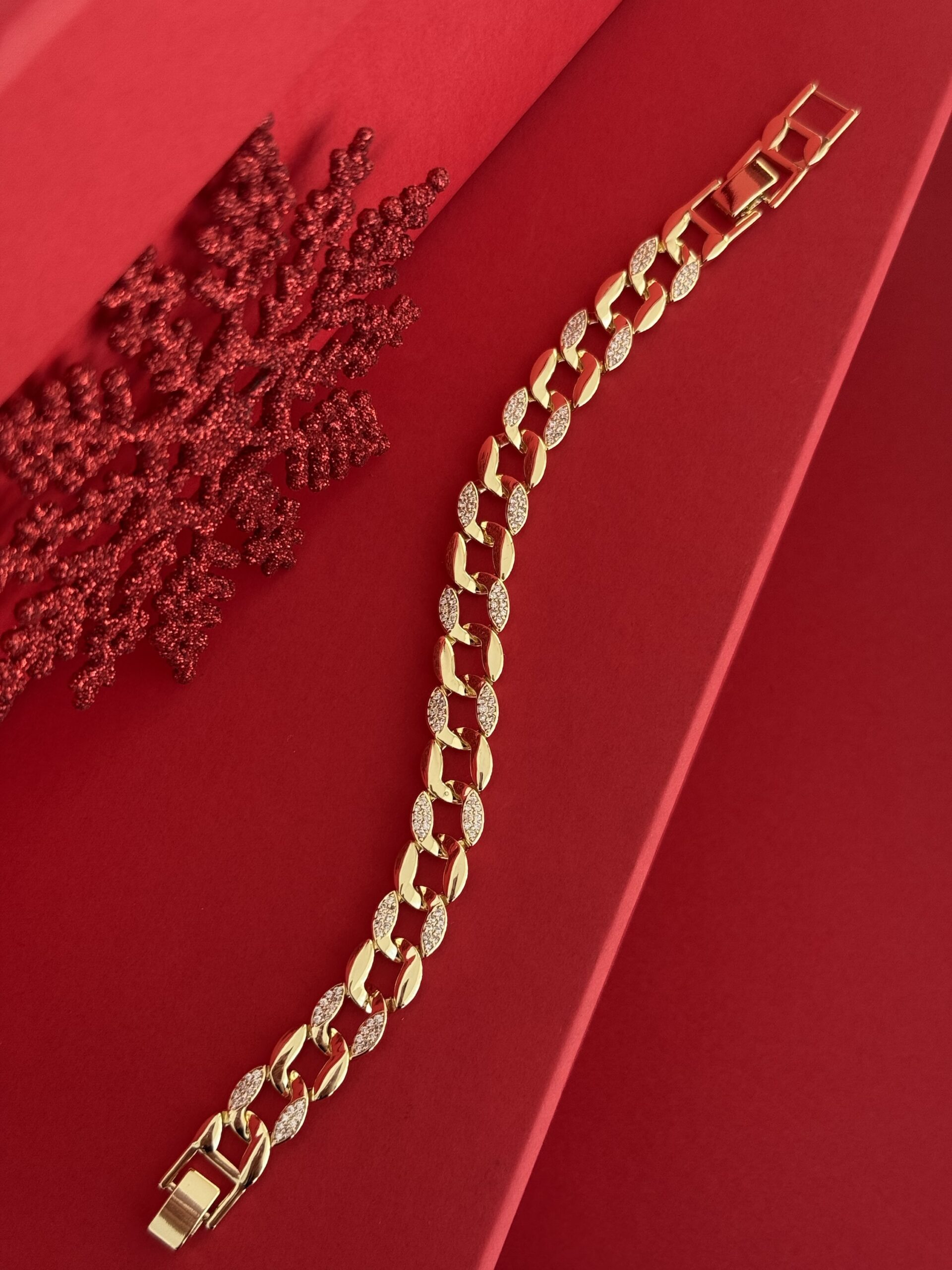 img_5862 NS-Gurmet Tasarım Zirkon Taş Gold Bileklik