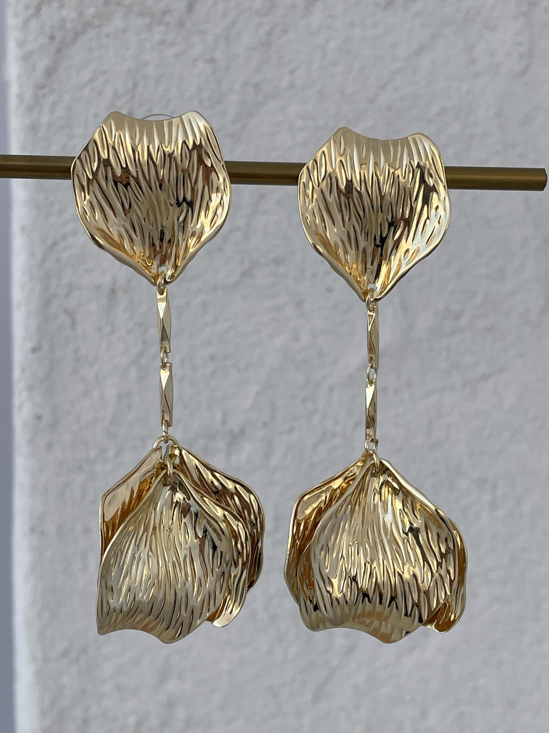 img_0201 Özel Seri ZR Model Yaprak Tasarım Gold Küpe