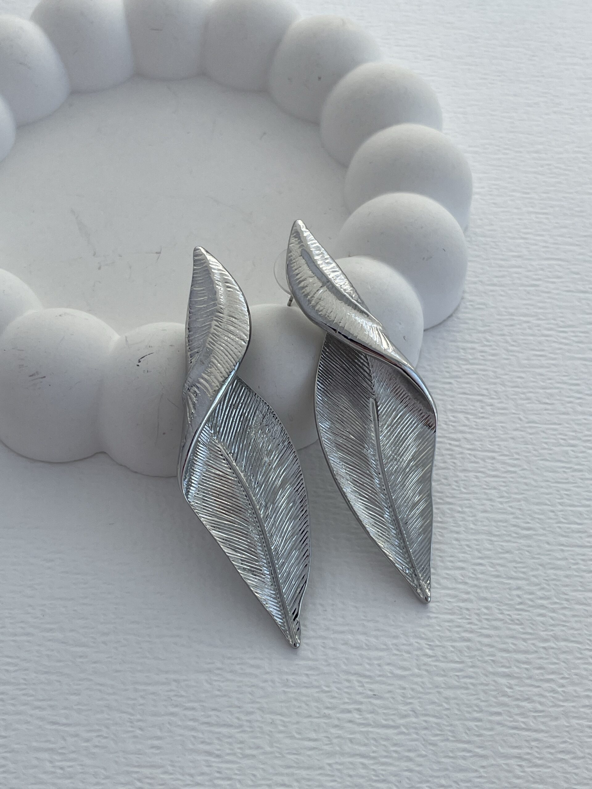 img_3947 Özel Seri Büyük Boy Yaprak Tasarım Gümüş Küpe