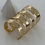 Özel Seri Marka Model Asimetrik Kıvrım Gold Bileklik