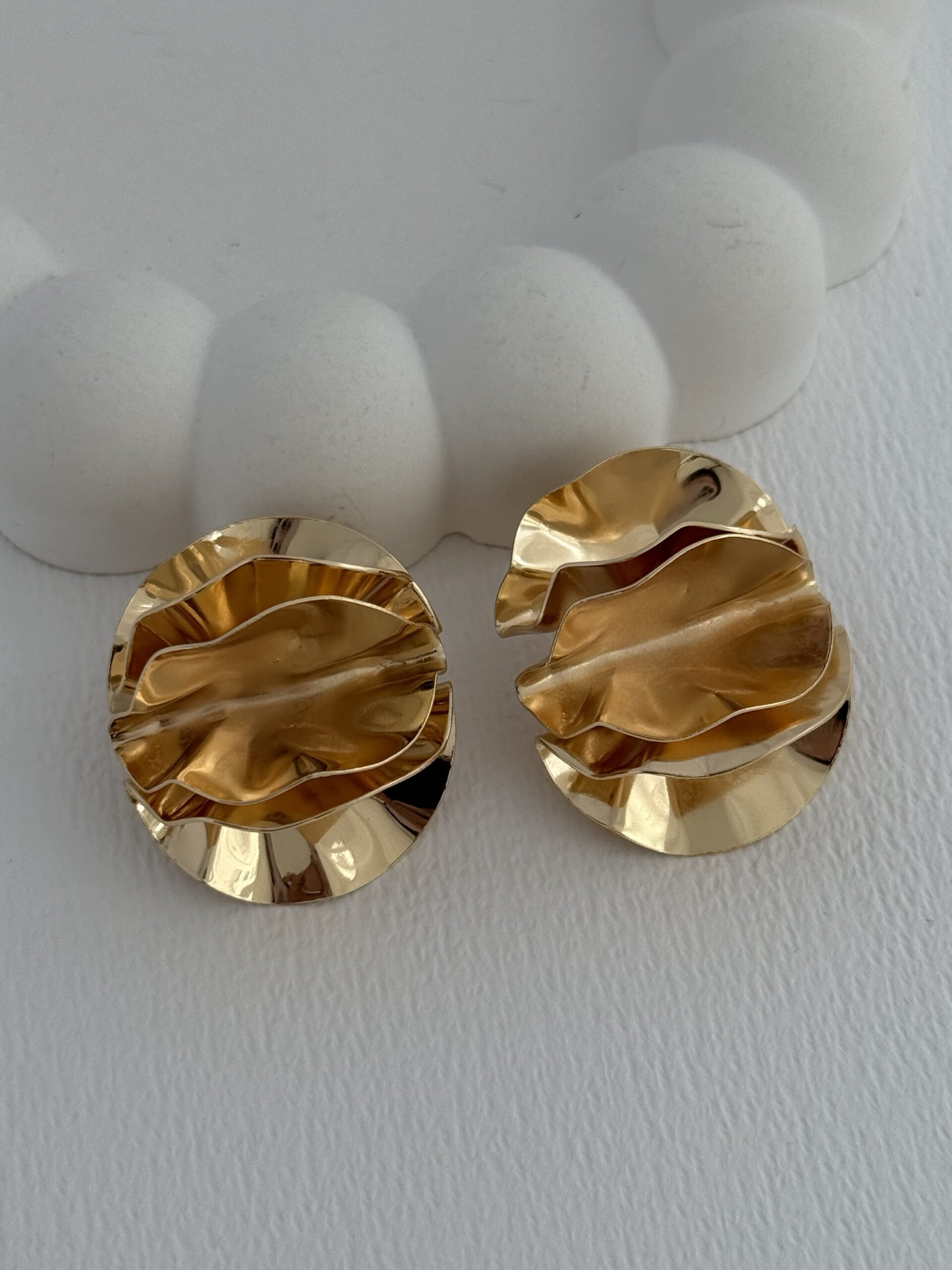 img_8200 Özel Seri Soyut Yaprak Tasarım Gold Küpe