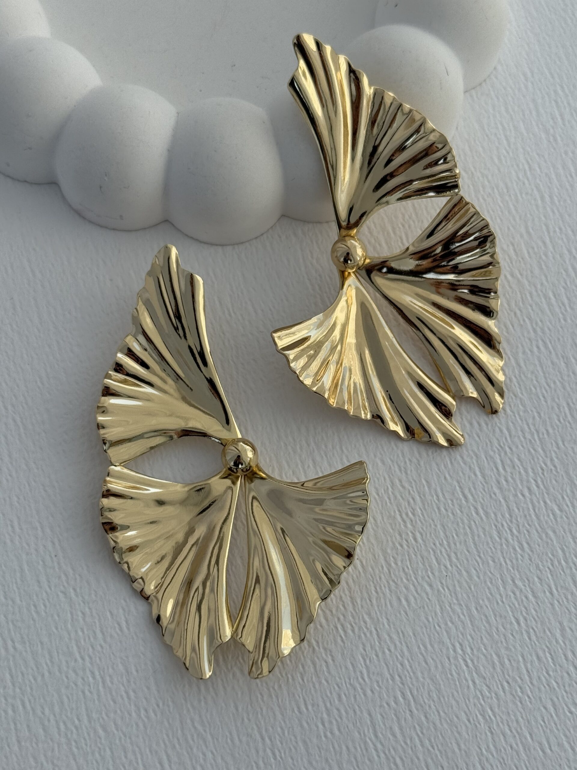 img_0907-3 Özel Seri ZR Üçlü Yaprak Tasarım Büyük Gold Küpe