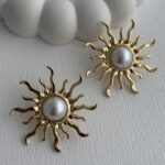 Özel Seri İnci Detay Gold Güneş Küpe