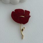 Özel Seri Kırmızı Gül Tasarım Gold Broş