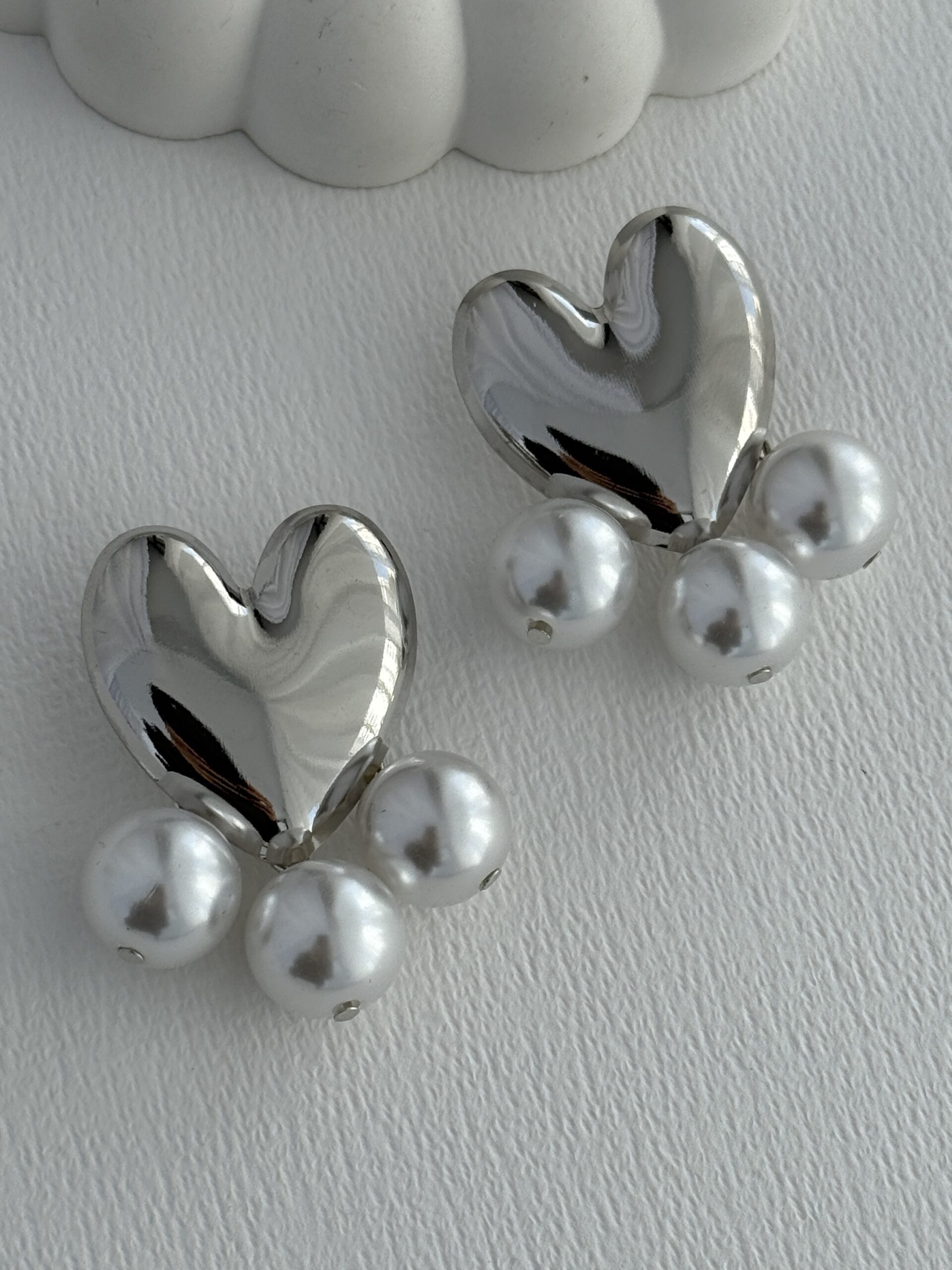 img_4221-8 Özel Seri Kalp Tasarım İncili Gümüş Küpe