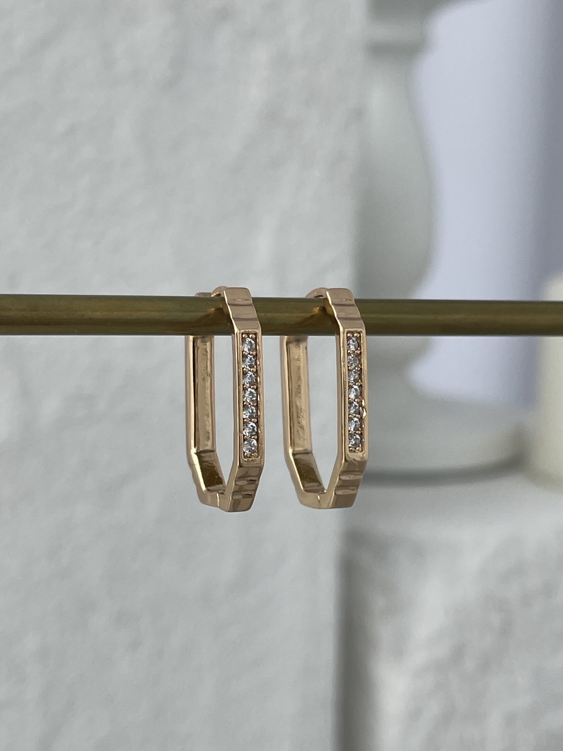 img_1790-2 XUPING Zirkon Taşlı Sekiz Köşeli Gold Küpe