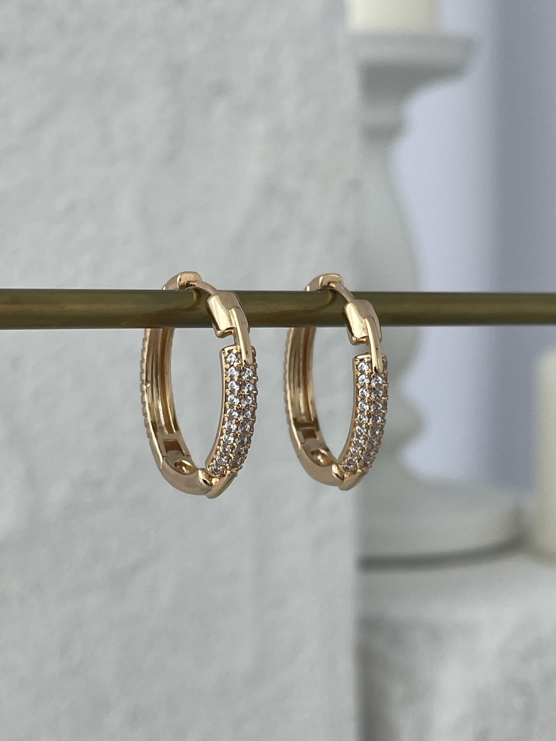 img_1837 XUPING Yarısı Zirkon Taşlı Gold Halka Küpe