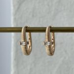XUPING Baget Taş Tırtık Model Gold Oval Küpe