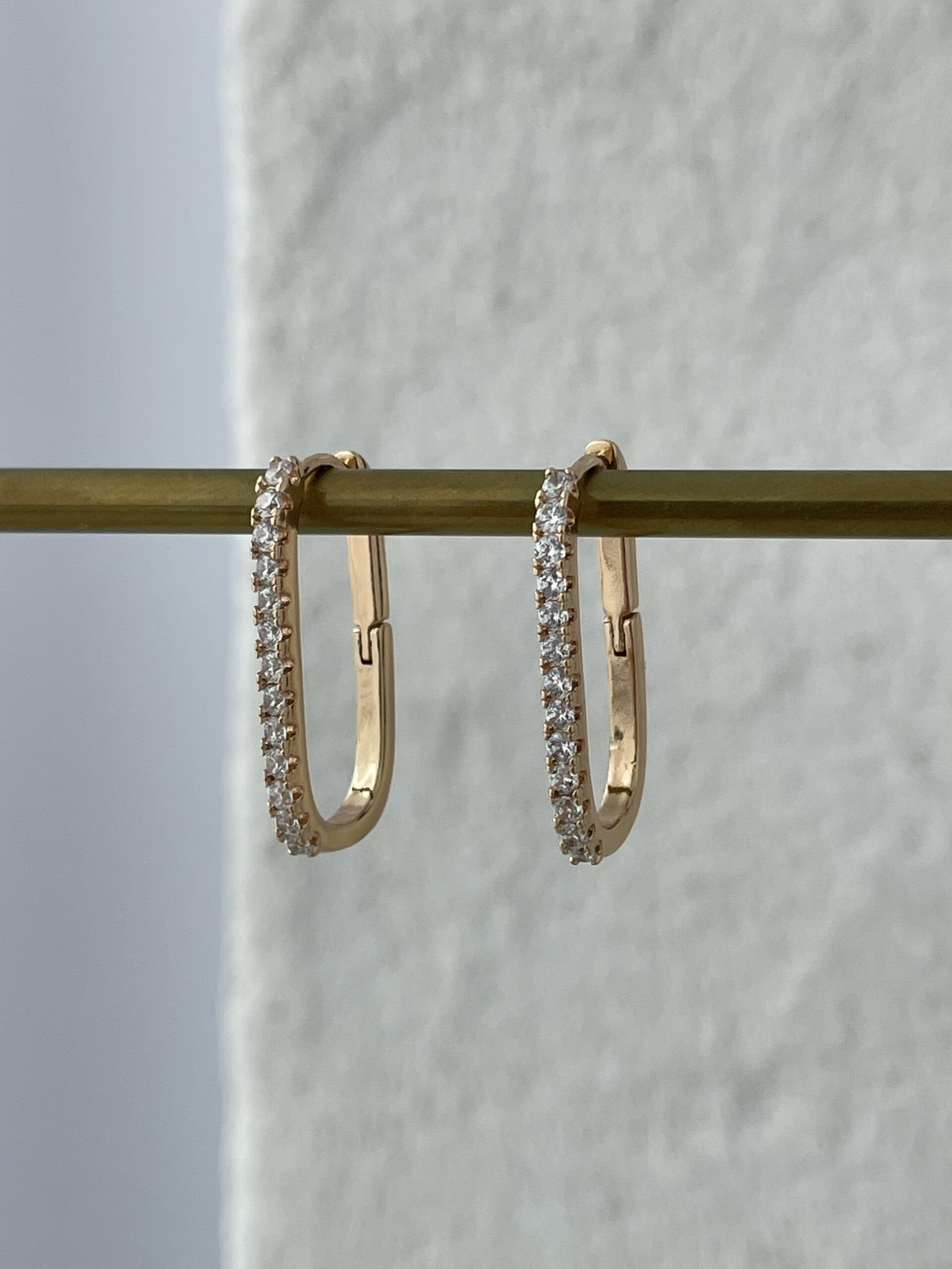 img_1861 XUPING Zirkon Taşlı Oval Tasarım Gold Küpe