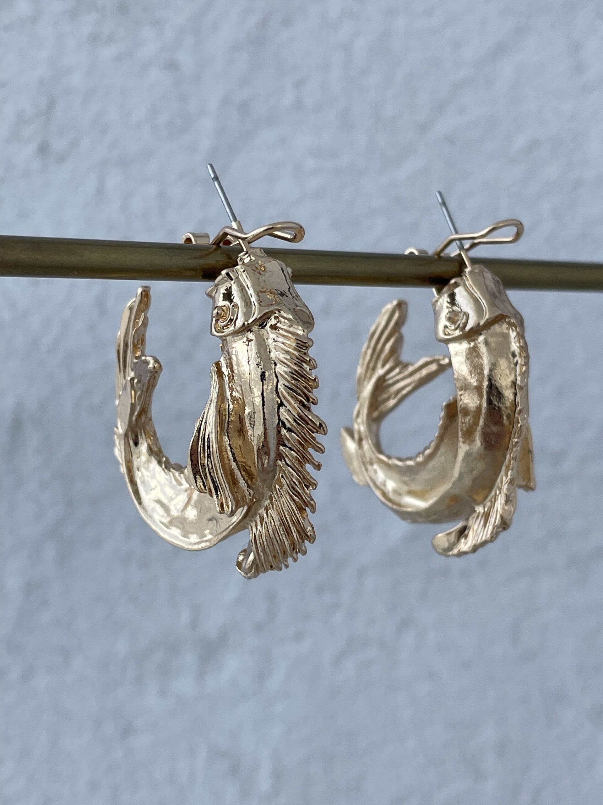 img_2662-2 Özel Seri Balık Tasarım Gold Küpe