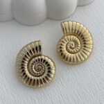 Özel Seri Deniz Kabuğu Tasarım Gold Küpe