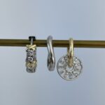 Özel Seri Taşlı X tasarım Gold & Gümüş Üçlü Küpe Set