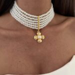 Özel Seri Çiçek Motif Altı Sıra İnci Gold Choker Kolye