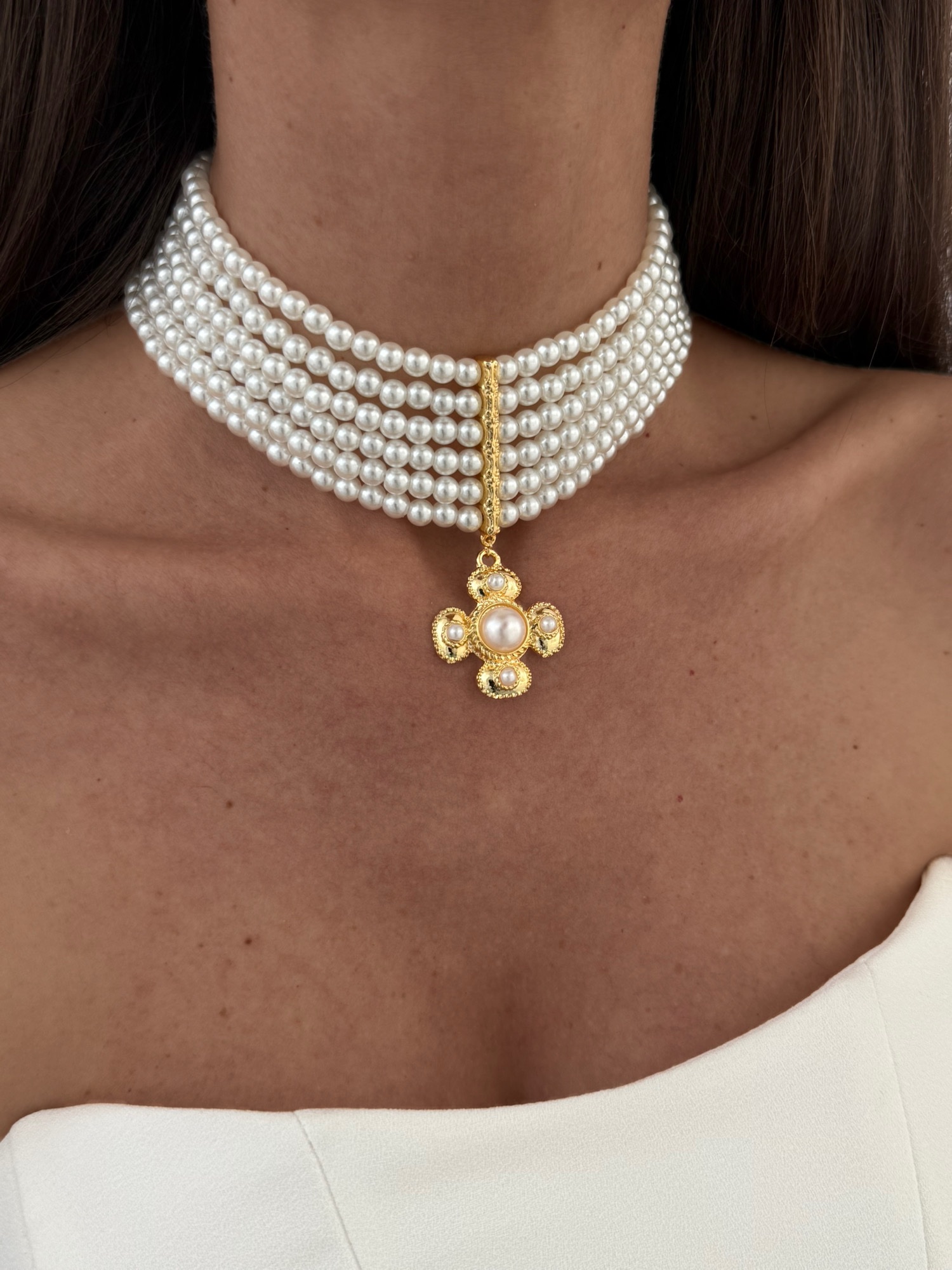 img_5310-2 Özel Seri Çiçek Motif Altı Sıra İnci Gold Choker Kolye