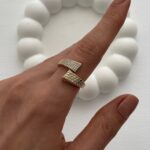 XUPING Zirkon Taşlı Sarmal Gold Ayarlanabilir Yüzük
