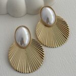 Özel Seri İnci Detay Vintage Oval Gold Küpe
