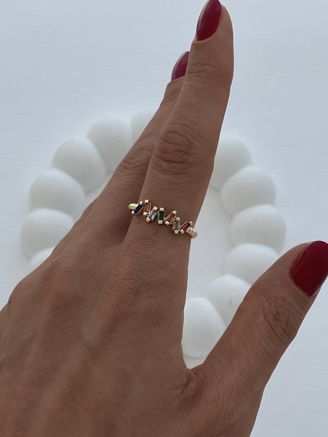 img_5058-1 Özel Seri Renkli Baget Taş Zikzak Gold Ayarlanabilir Yüzük