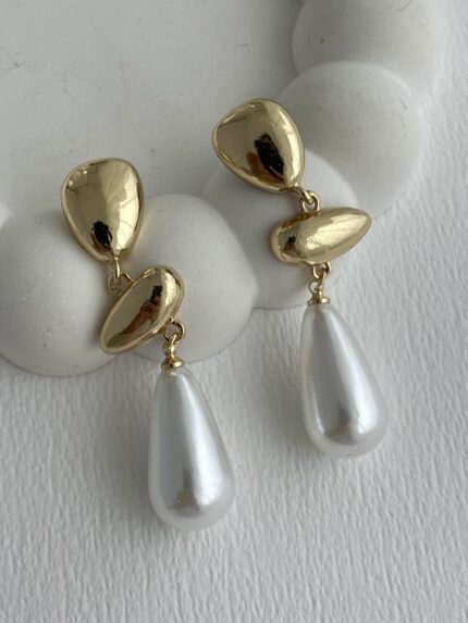 Özel Seri Oval Tasarım İnci Gold Küpe