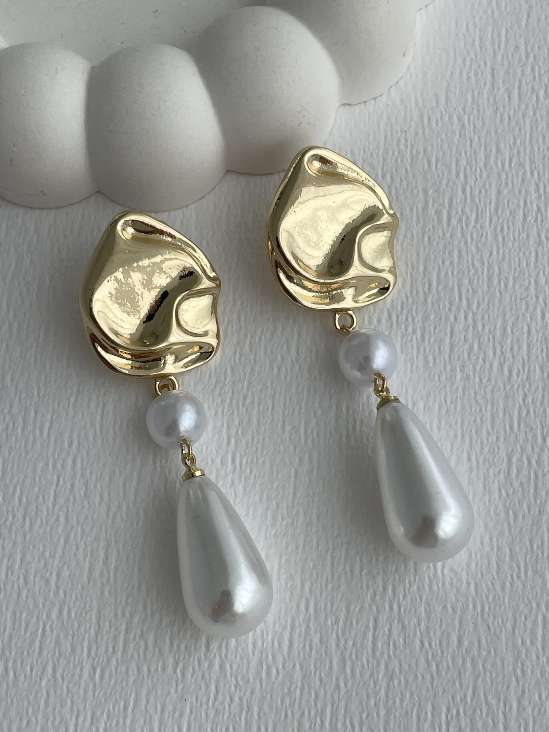 img_5070-3 Özel Seri Soyut Tasarım İnci Gold Küpe