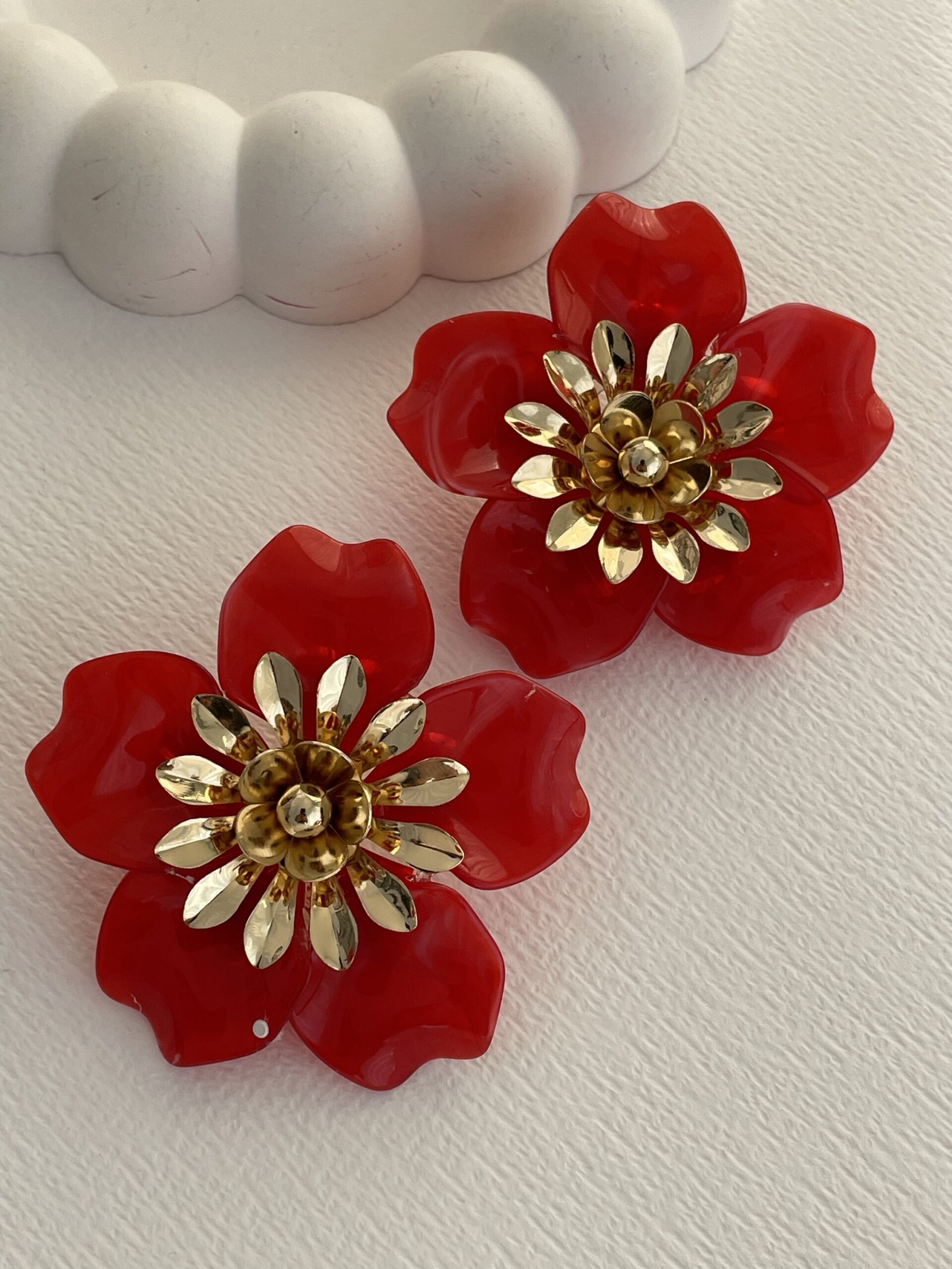 img_5783-4 Özel Seri Çiçek Tasarım Kırmızı Rainbow Gold Küpe