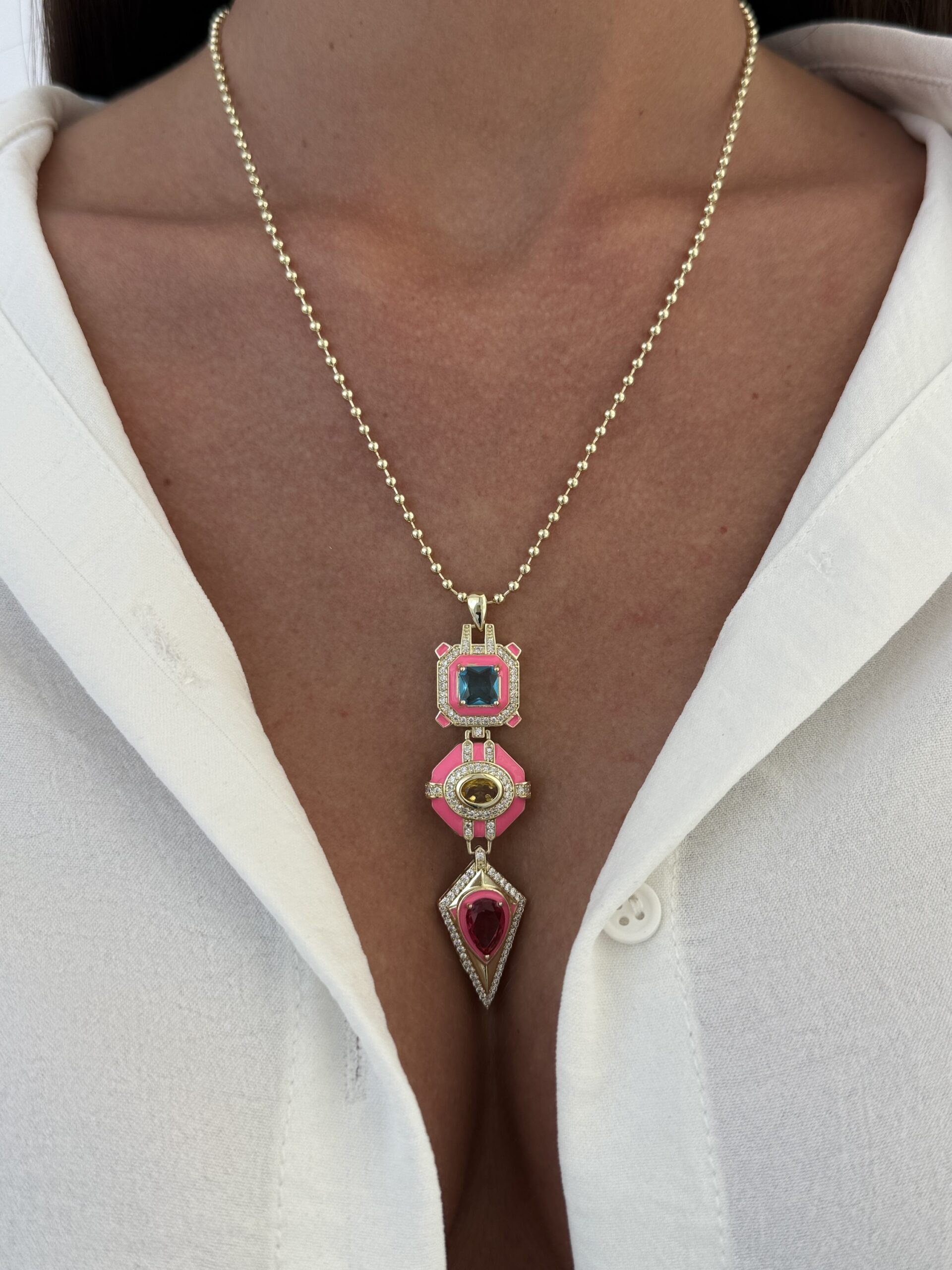 img_6342-3 Özel Seri Pembe Geometrik Tasarım Gold Top Zincir Kolye