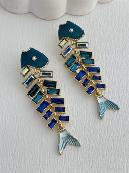 Özel Seri Mavi Baget Taşlı Balık Tasarım Gold Küpe