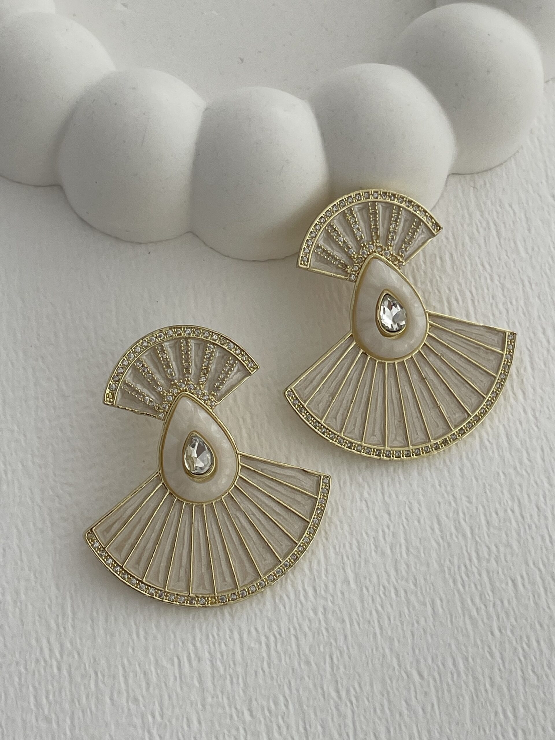 img_9605-2 Özel Seri Zirkon Taşlı İkili Yelpaze Tasarım Gold Küpe